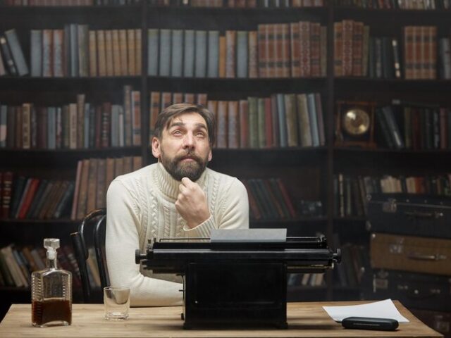 What to Expect When You’re Hiring a Ghostwriter, A Complete Guide for Authors